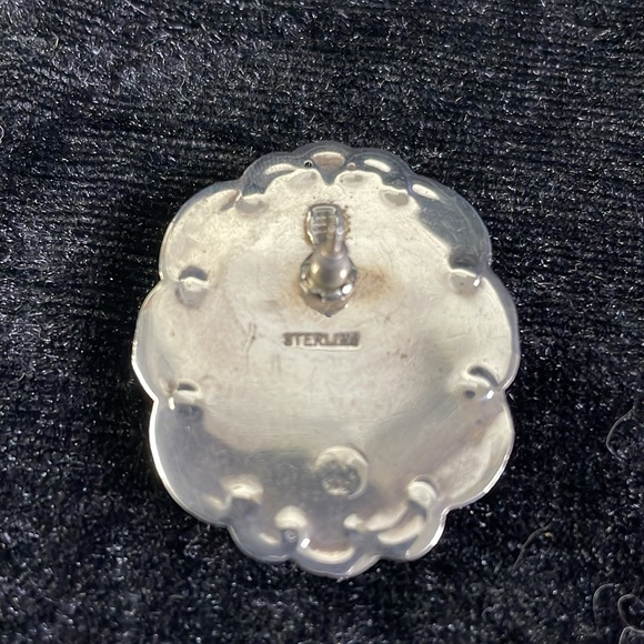 Vintage Sterling silver with black onyx earrings. - Picture 3 of 5